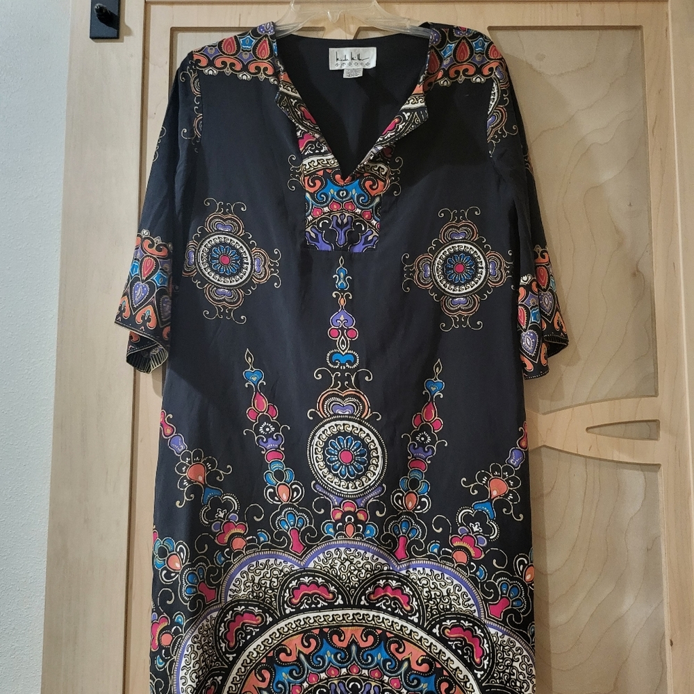 Nicole Miller Studio shift dress.  Size LG.  Silk-like feel.